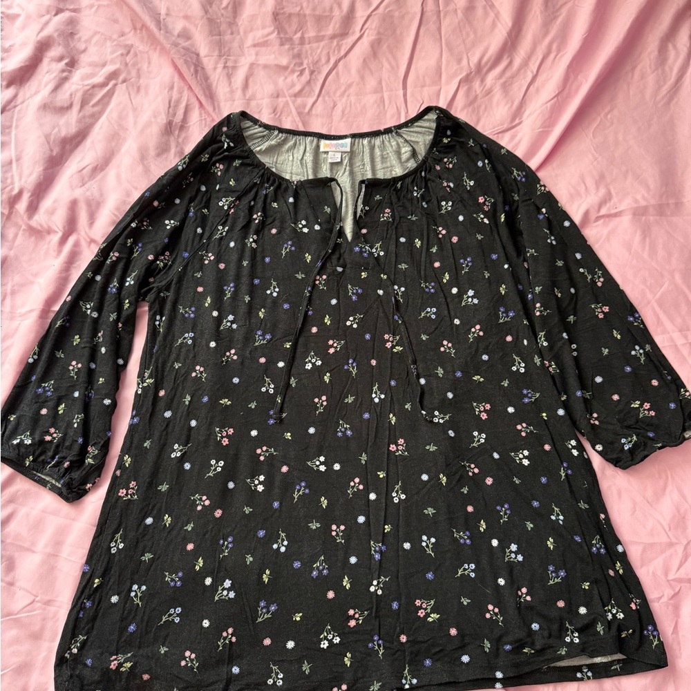 LuLaRoe Debra 3/4 sleeve top